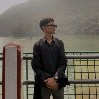 Aayush Ratauki